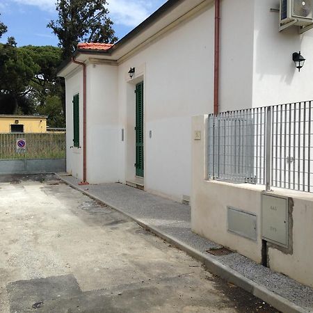 Old Time Lido Hotel Lido di Camaiore Room photo